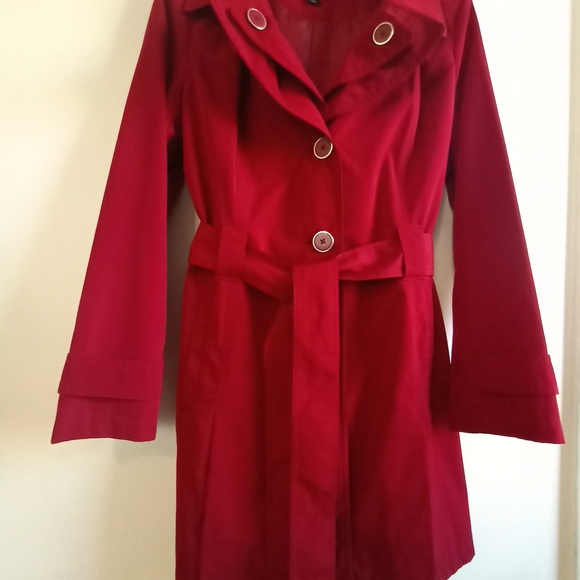 AVANTI Red Trench Coat (Lg) - Picture 6 of 7